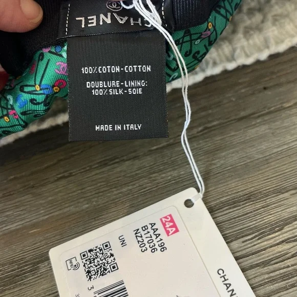 ❌SOLD❌ CHANEL 24A Light Pink & Black CC Logo baseball cap hat NEW with TAGS - Picture 10 of 12